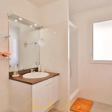 Apartment Le Thau Lido, Vue Imprenable, Garage Prive